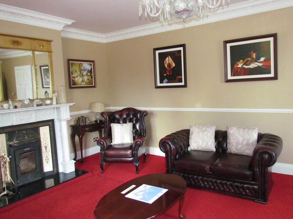 Gate Lodge B&B Portumna Εξωτερικό φωτογραφία